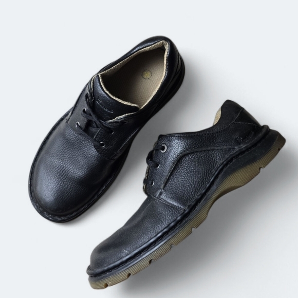 Dr. Martens 11194 Leather Black Lace Up Oxfords